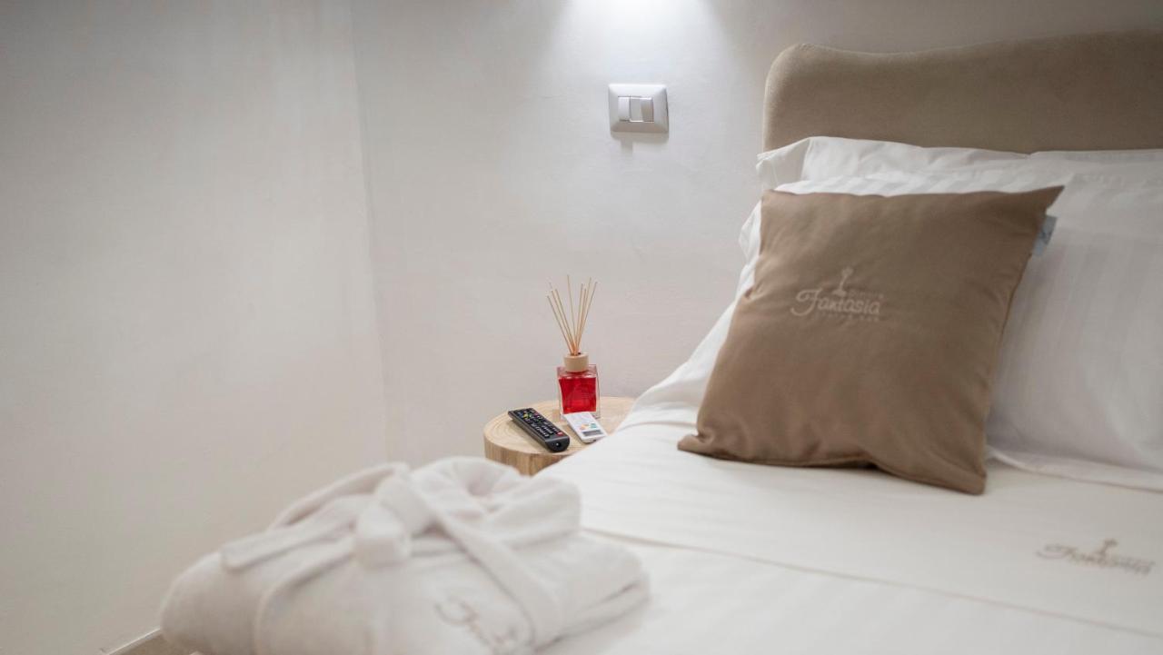 Dimora Fantasia Charme B&B Bari Kültér fotó
