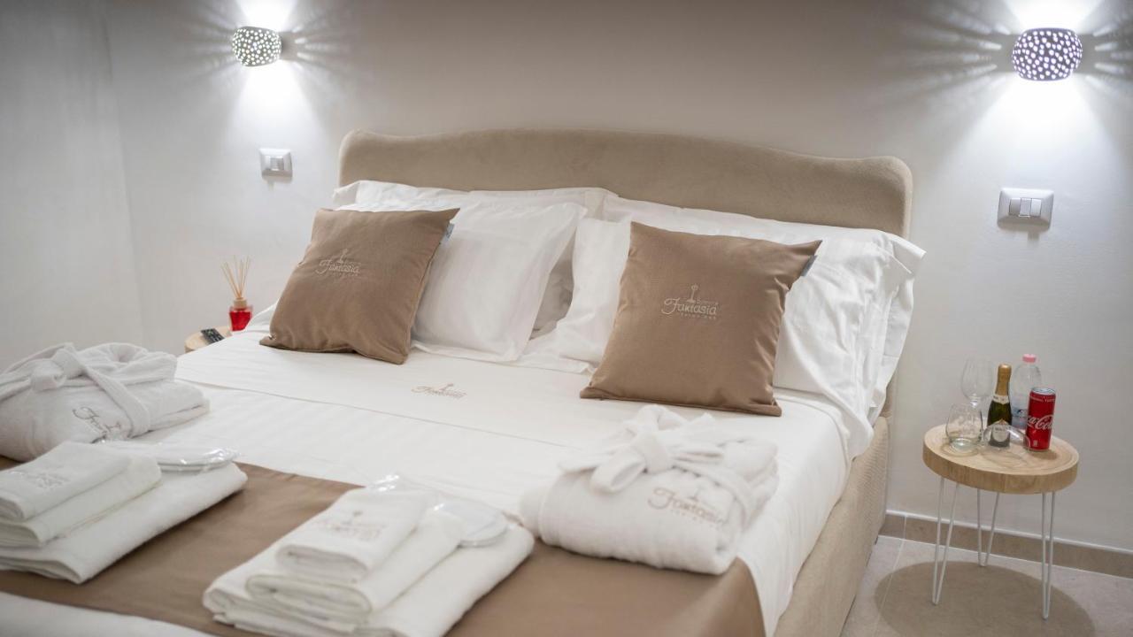 Dimora Fantasia Charme B&B Bari Kültér fotó