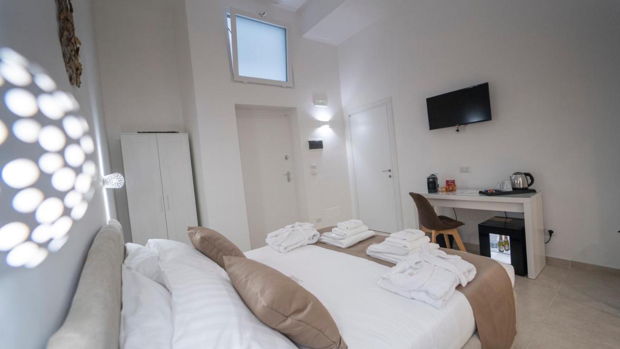 Dimora Fantasia Charme B&B Bari Kültér fotó