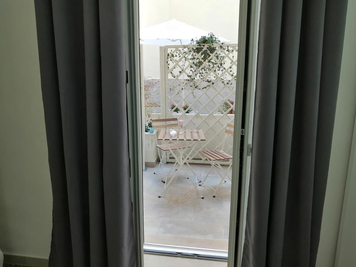 Dimora Fantasia Charme B&B Bari Kültér fotó