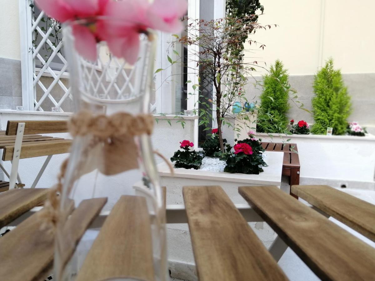 Dimora Fantasia Charme B&B Bari Kültér fotó