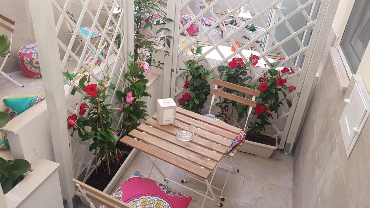 Dimora Fantasia Charme B&B Bari Kültér fotó