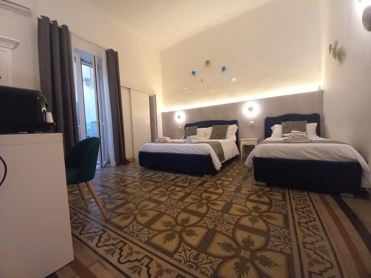 Dimora Fantasia Charme B&B Bari Kültér fotó